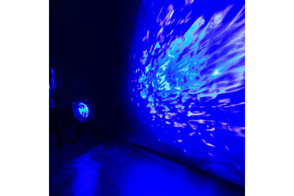 projecteur effet wave bleu