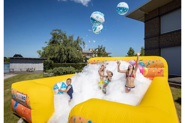 Piscine à mousse Fête - France Effect