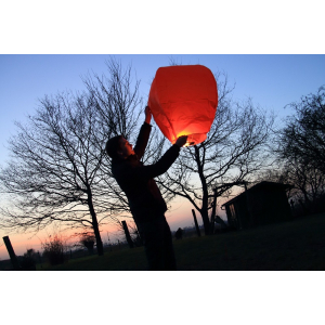lanterne volante rouge 2