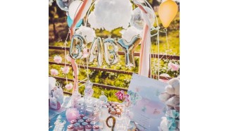 serviette en papier gender reveal