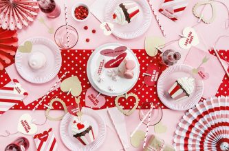 Décoration table de fête de saint valentin